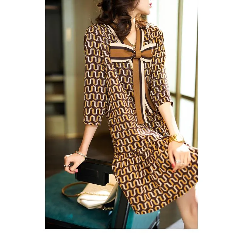 Chic Print Geometric Color Blocking Pattern Butterfly V-Neck Dress