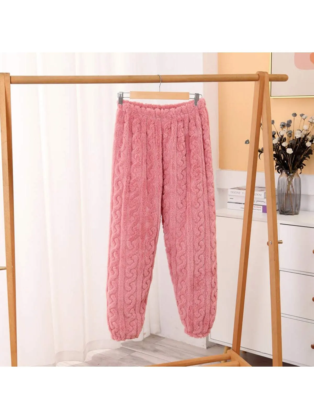 Pink Solid Color Raised Pattern Comfortable Fuzzy Home Suit