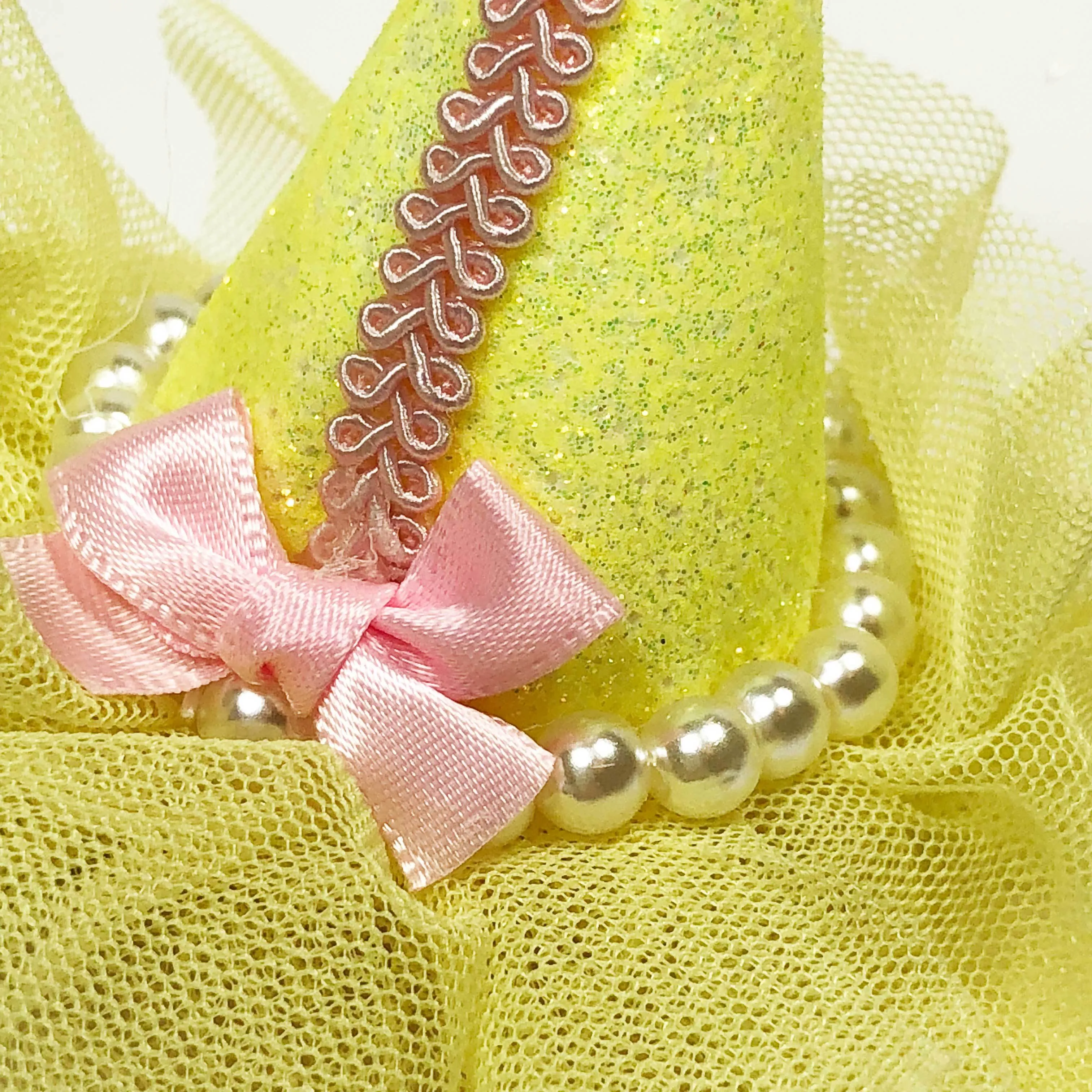 Pretty Party Hat Clip-On in Yellow