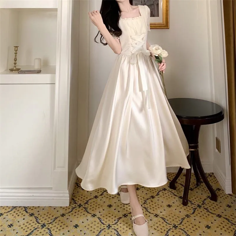 Retro Slimming Romantic Cinched Waist Tie-Up Square Collar French Style Dress