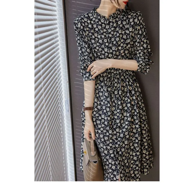 Versatile Waist Cinching Thickness Floral Print Dress