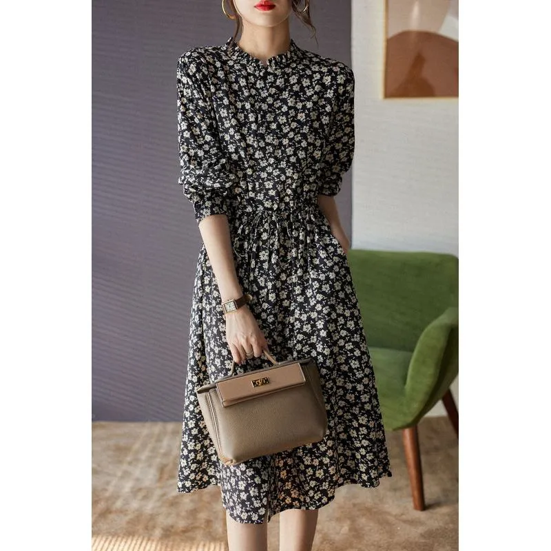 Versatile Waist Cinching Thickness Floral Print Dress